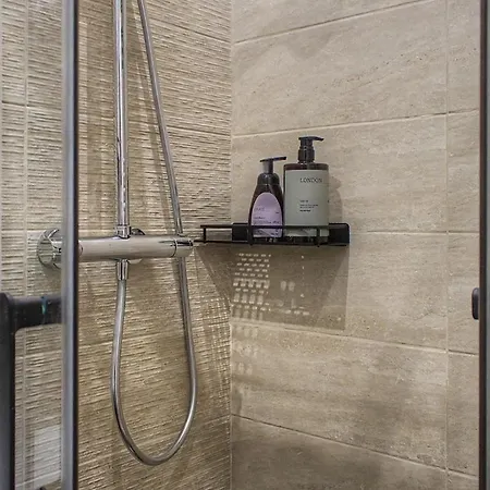 Lux Pigalle شقة أورْجونْتُيْ